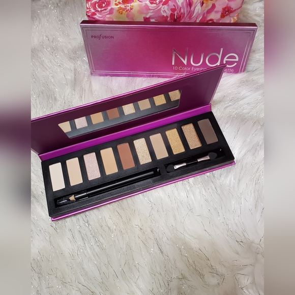 Nude 10 Color Eyeshadow Palette From Profusion With Eyeliner & Brush - Picture 3 of 3